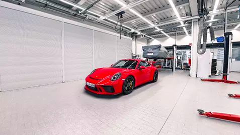 Razvojna delavnica avtomobilov 911.